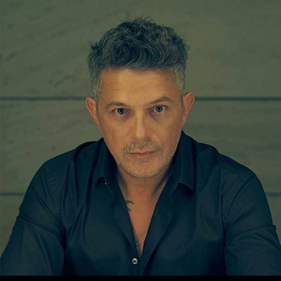 ViveASanz's tweet photo. Ten la seguridad de que mañana es una oportunidad más para:  #GanarleAlMiedo #Bio @AlejandroSanz https://t.co/CuCJ5Y7oAK