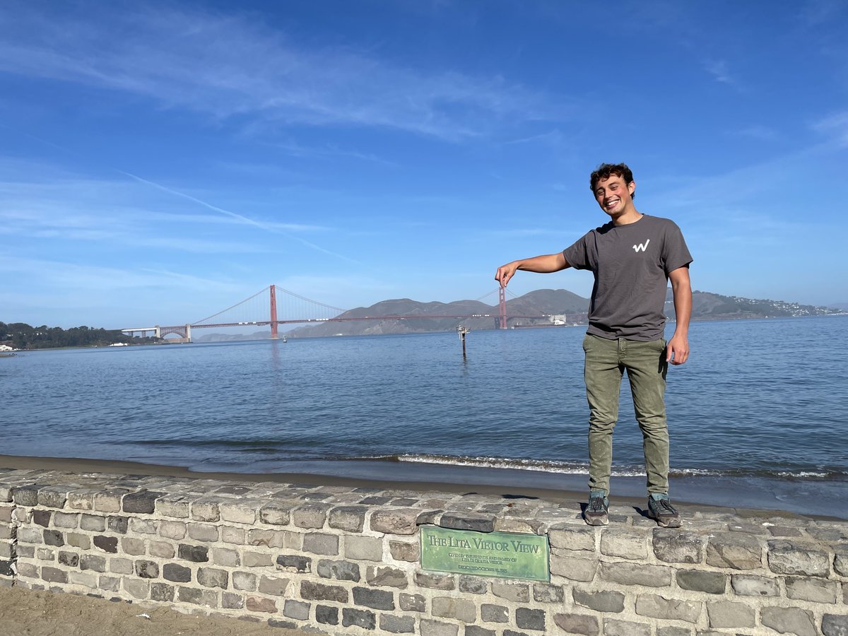 Come be an intern on the <a href="/Wefunder/">Wefunder</a> team. We're having fun! wefunder.com/jobs/internshi…