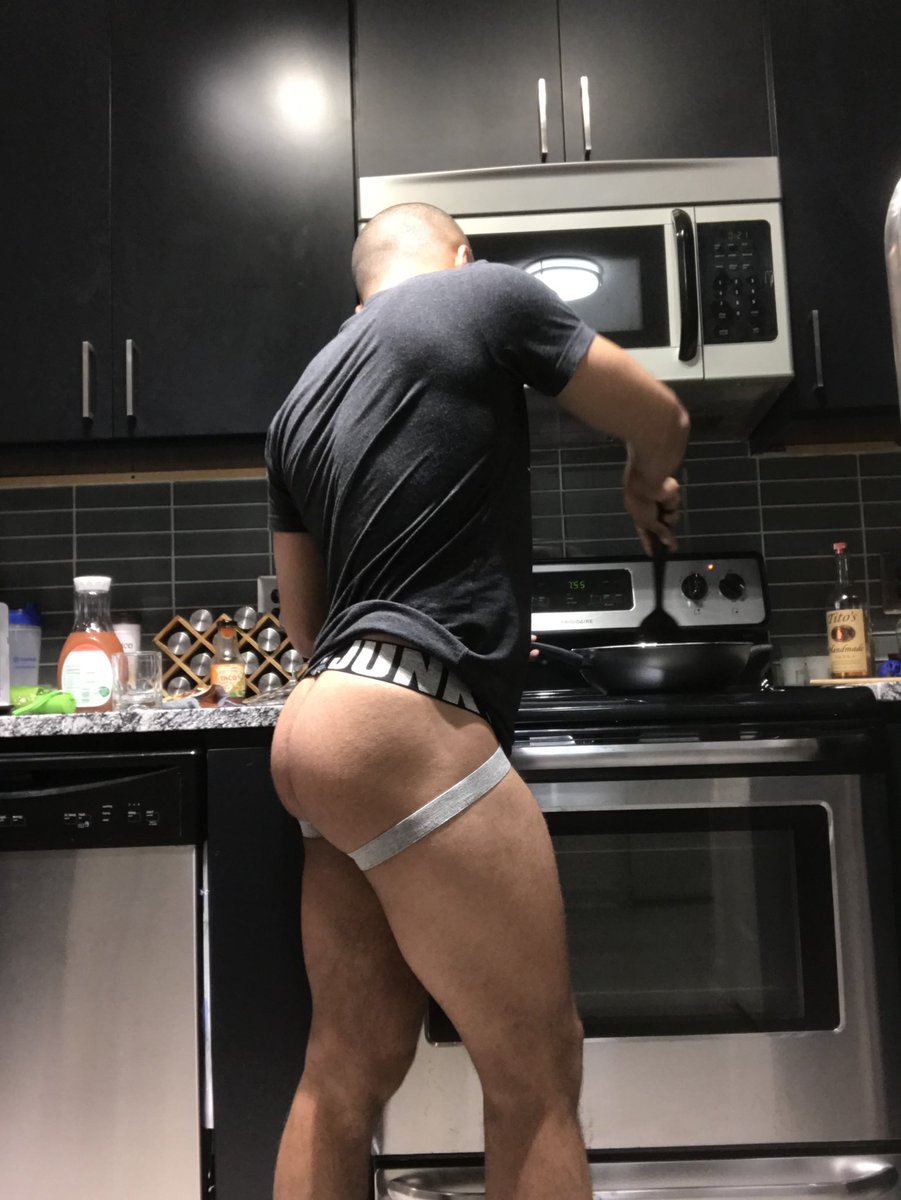 thederflife's tweet photo. Im posting on #onlyfans everyday for the rest of October to pay for the car that got stolen from me. Sub now please! 
https://t.co/JwtBPJF3u0 https://t.co/vKo6bvpSrJ