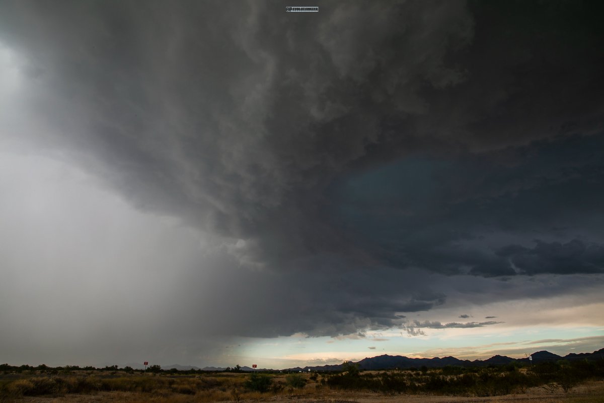 Becca_Furnish's tweet photo. The Eye of the Storm.
I waited a bit to get the core of the Gila bend Supercell in frame. The blues and greens were intense! This was right before it moved to a place with no roads. Look at this beauty!!! #azwx #wxtwitter #azslightrisk #nwsphoenix #stormhour #supercell https://t.co/VUGQGv70AV