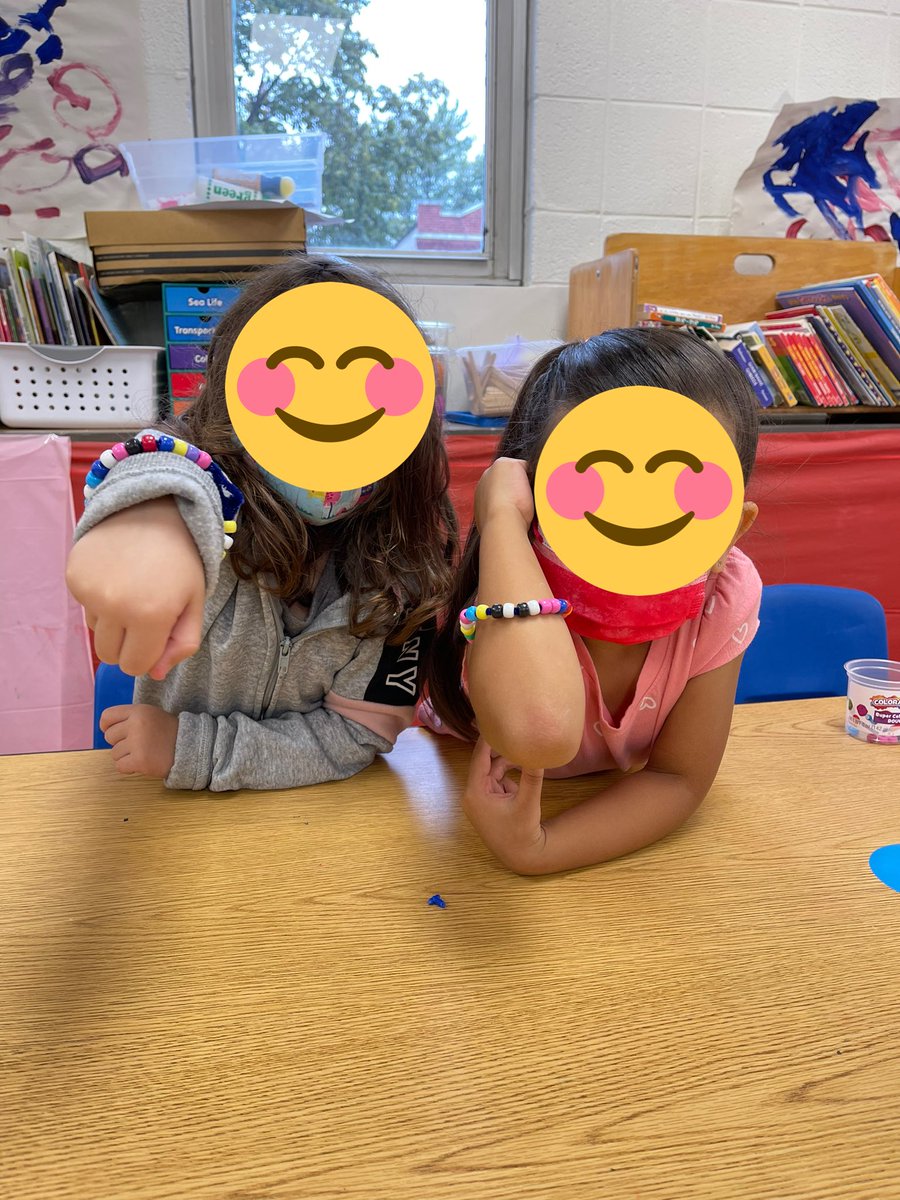 Mrs. Meza tweet media