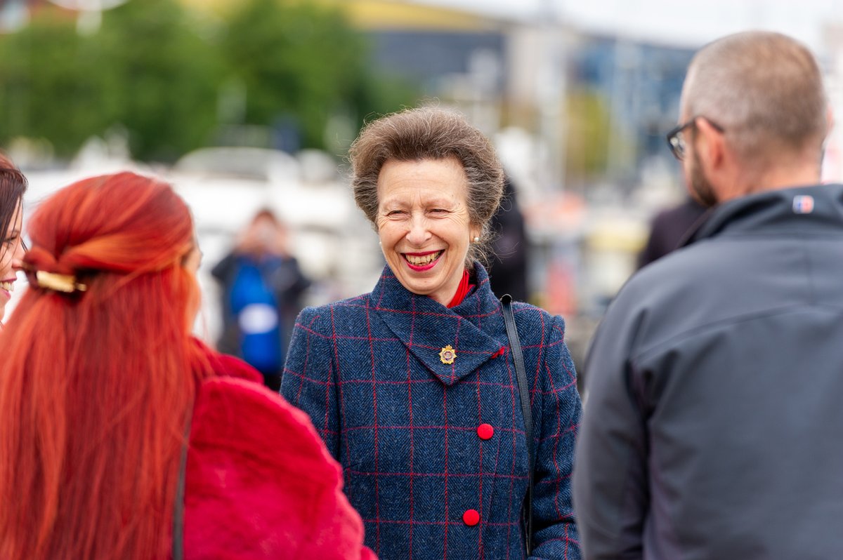 A memorable day for all involved, we are pleased to share the story and pictures of Her Royal Highness The Princess Royal's visit to Hull: catzero.org/2021/10/07/cat… We were honoured that HRH took the time to meet with us, to learn more about CatZero's work. @FishmongersCo
