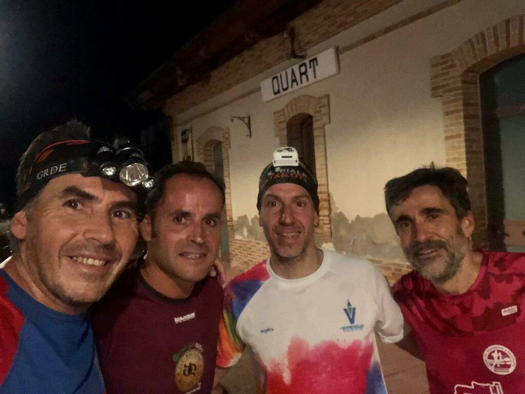 FemaQuart's tweet photo. Vinga som-hi que tornem amb la rutina que ens agrada, compartir uns kms per les nostres Gavarres #QRT #quartmola https://t.co/guidbfeVwz https://t.co/UYnjqlvwhh