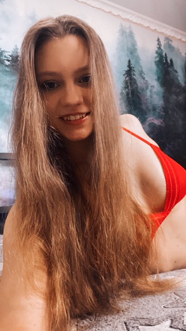 I&rsquo;m live https://t.co/G6sifcjbTg ❤️ https://t.co/vF4am4zgSk<a href="/tag/mvsales"class="tags"><span>#mvsales</span></a>