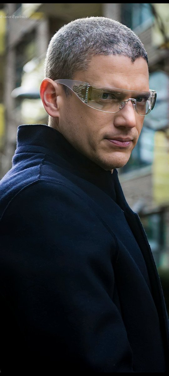 ScarletSpeeds16's tweet photo. Wentworth Miller to Return as Captain Cold in 100th Episode 🖤

#LegendsOfTomorrow #Lot100 #WentworthMiller #LegendsSeason7 
#captaincold #Arrowverse https://t.co/ixsSVcDEO6