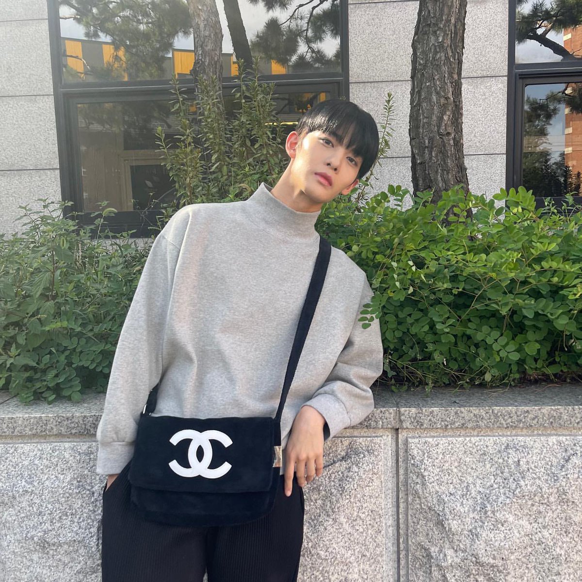Sprringbae0510's tweet photo. OOTD🖤(2)

#CIX #FIX #팬바라기 #배진영 #JINYOUNG #BAEJINYOUNG

🔗 https://t.co/hJWkr1cmAg https://t.co/GTmW0rpnYY