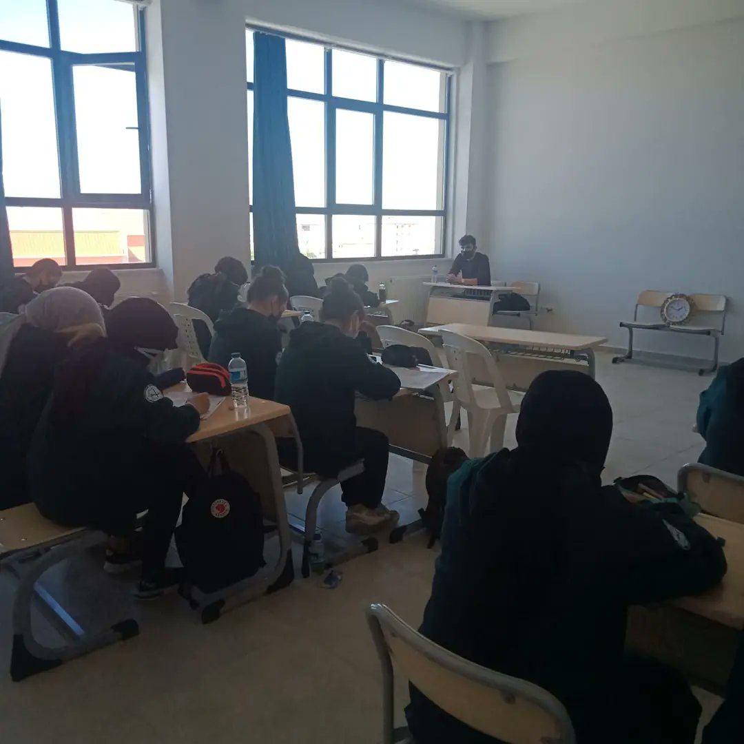 rteaihlproje's tweet photo. Lise son sınıflarda TYT hazırlığında bir deneme sınavı daha gerçekleştirdik https://t.co/0YRqpitd5f