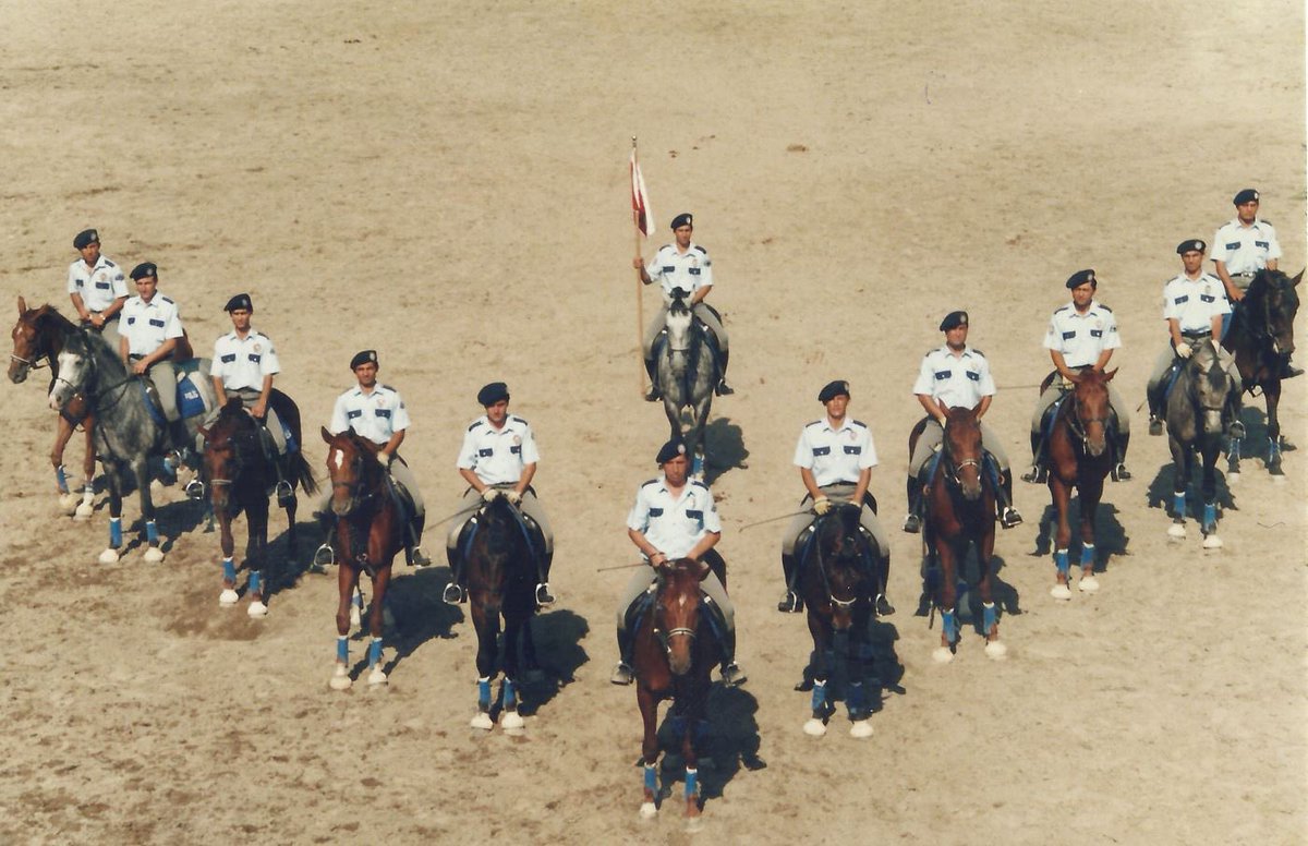 Atlı birliklerimiz... 🐴👮🏻‍♂️

🗓️ 1990'lı yıllar    📍Ankara

#tbt
#tarihtepolis