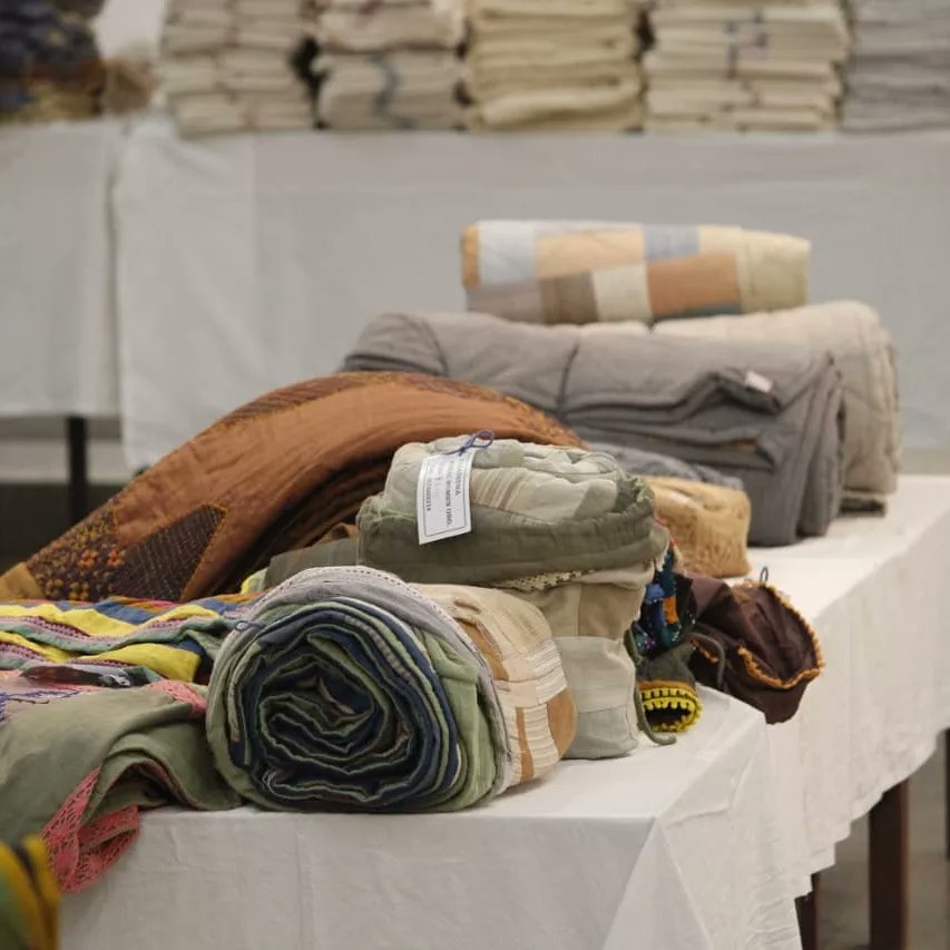 Hey! Its second day of #PavitraVastra Abhiyaana Exhibition cum Sale at Chitrakala Parishat @ heart of Bengaluru!
Oct 6th - 10th, 10 am - 8 pm
To support handloom weavers, handicraft artisans, farmers &amp; other handmade artisans affected during covid times, join the Campaign!
1/