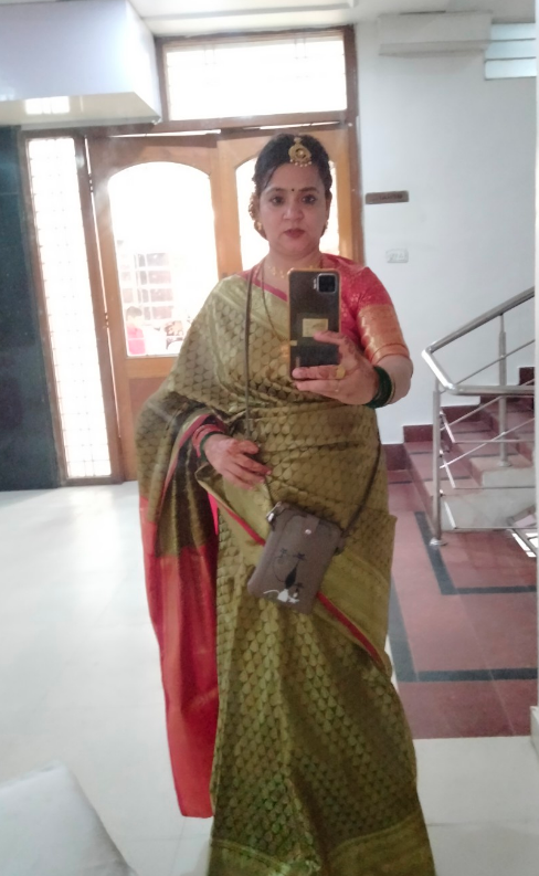 MeenaDasNarayan's tweet photo. #InternationalBindiDay 
#missionbindi
#bindipride https://t.co/wKwPQsU7hA