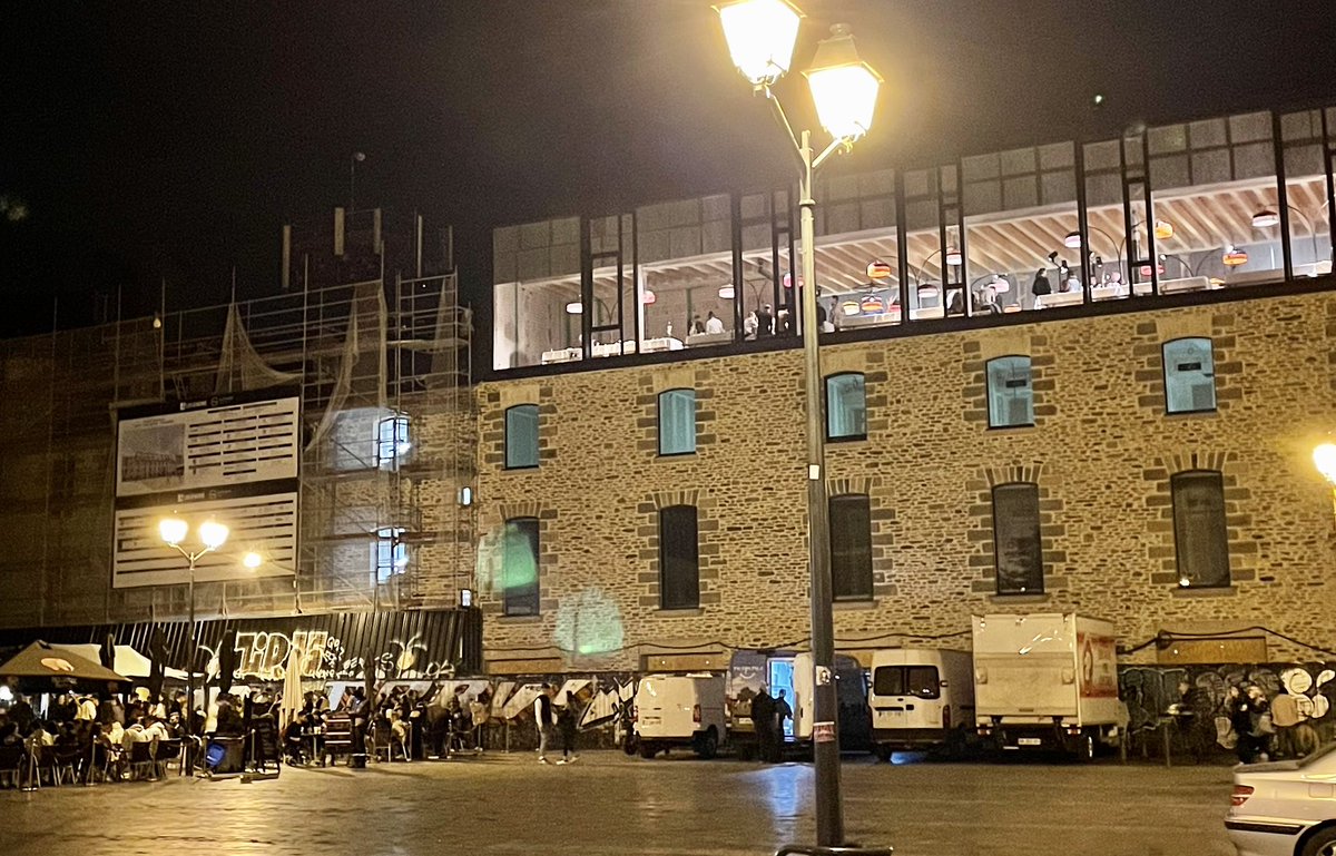 FroehlicherT's tweet photo. Au Festival du Goût @metropolerennes délicieux « Dîner Décalé » organisé par #DestinationRennes & @GroupeLegendre dans l’hôtel des monnaies, futur 4 étoiles, avec Chloe Charles remarquable dans #TopChef @jouadejerome #tabledesperes @VincentLegendre merci l’invitation @RennesSB https://t.co/rduO8qtUGu