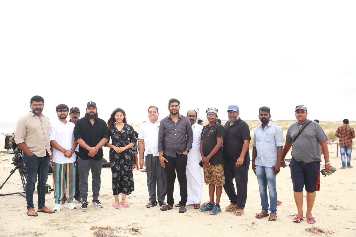NivinOfficial's tweet photo. New beginnings! New Experiences!! Excited to join the sets of dear #Ram sir’s new project alongside the talented @yoursanjali, @sooriofficial. Music by the rocking @thisisysr and produced by @sureshkamatchi https://t.co/egPsHPzYd5