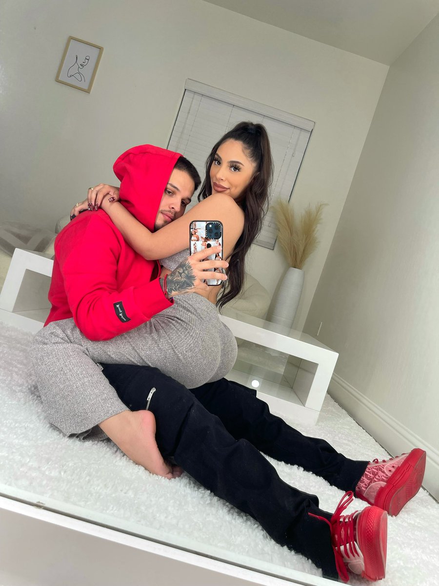 Alondradessy's tweet photo. 🤪🤪🤪 https://t.co/arPocshgOV
