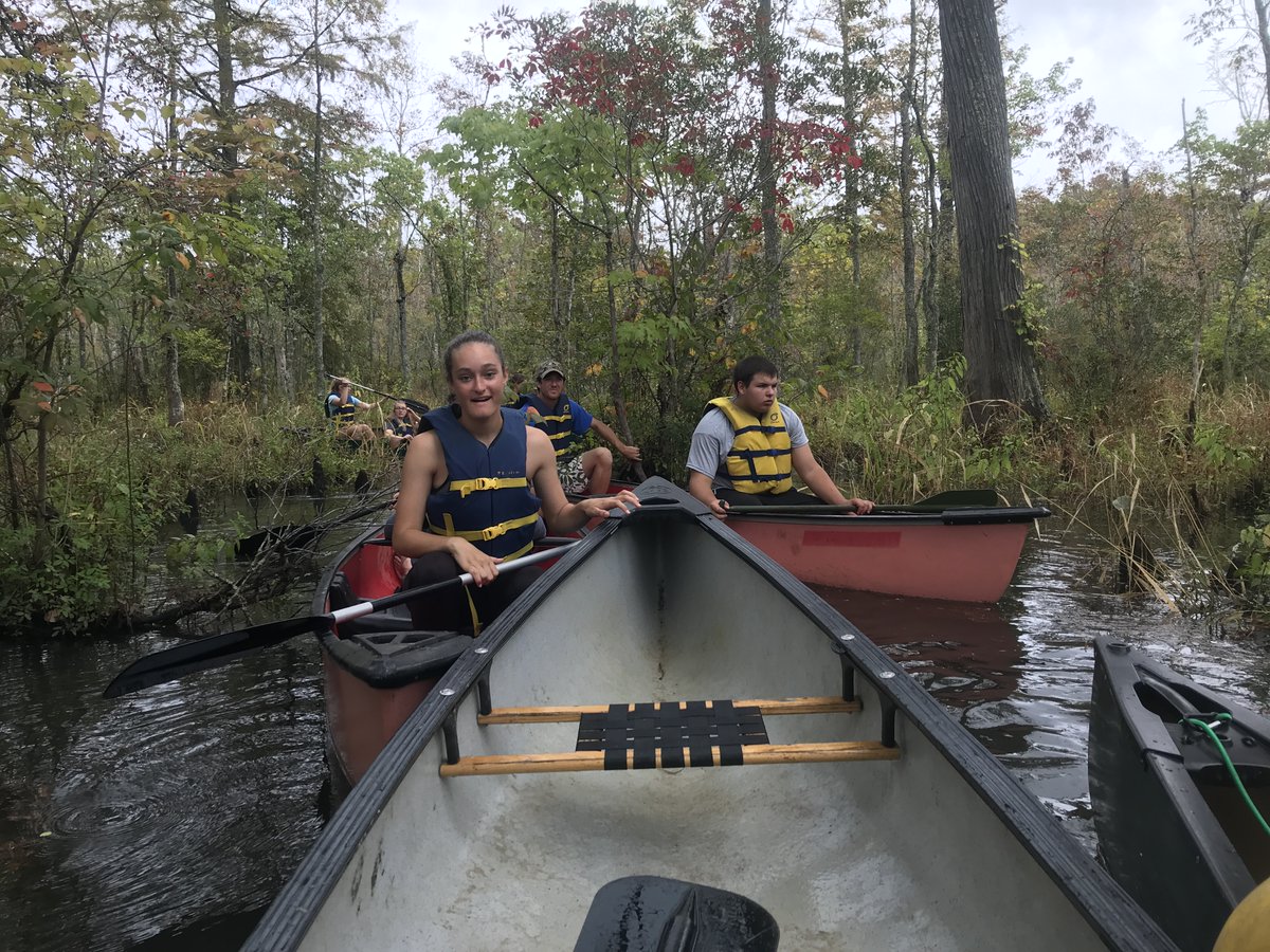 CCSrightnow's tweet image. A first glimpse of the 9th graders exploring OUR PLACE - our waterways and surrounding communities! #Immersion2021 #unplugged #SetYourCourse #PrivateSchool #since1921