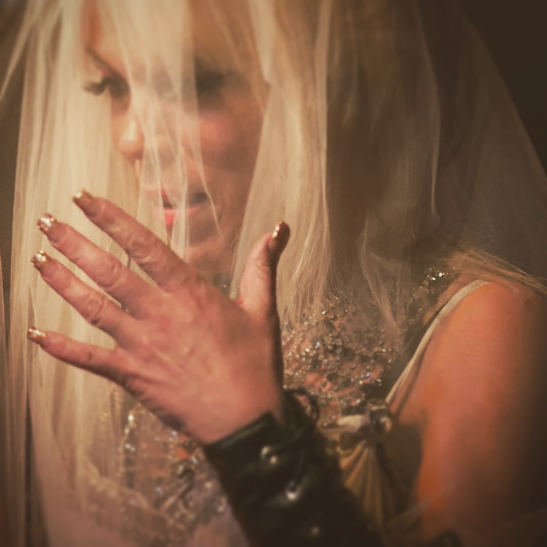 Bawdsville's tweet photo. Brides of @Bawdsville Halloween do whisper hexes on all your patriarchal houses. Swingerella 2013 #DarkCarnival #crushthepatriarchy #bridesofbawdsville #hexthepatriarchy #carelesswhisperhalloween https://t.co/4ueT1ajBal