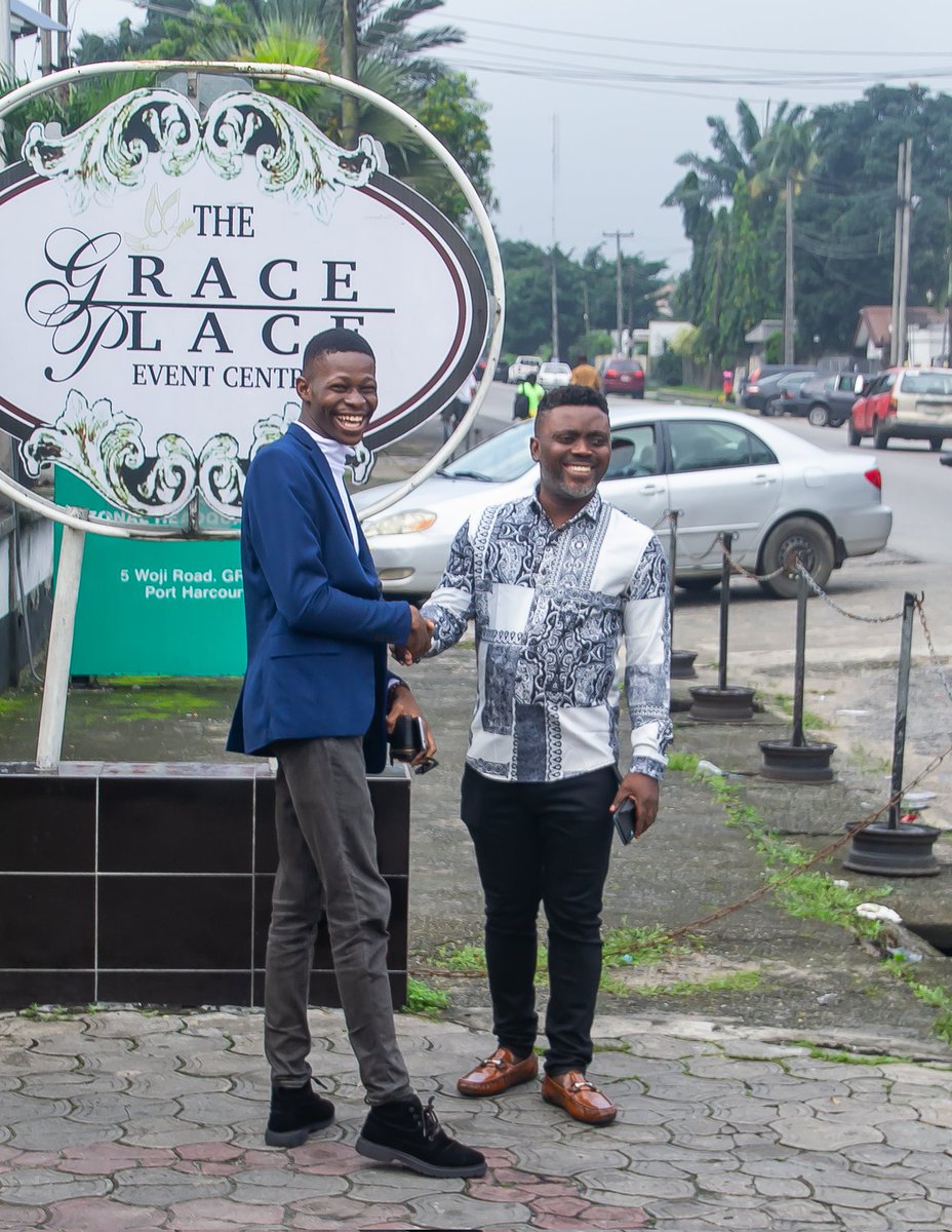 DRMGalaxy's tweet photo. MAYOR OF PITAKWA @Kobabaunlimited

Happy Birthday to a comedian &amp; self development advocate

You hardly see such combo🔥

I'm glad that we are connected in certain ideologies

Keep being awesome sir! https://t.co/B6UZTDgP6j