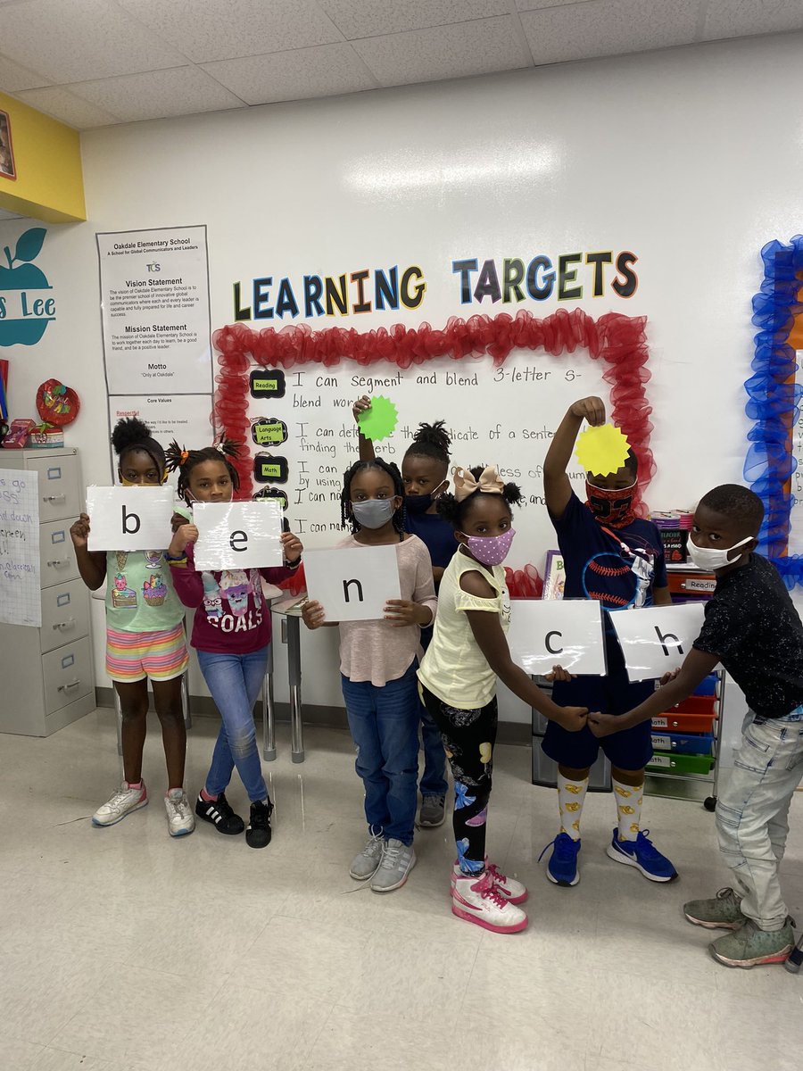 JohnnieSLee_EdS's tweet photo. Our day went a little something like this🤎💪🏽🤞🏽@ReadingHorizons @Fay__Little Phonetic Skill 2 @prewitt_lucile @oakdaleelement #TCSLearns https://t.co/eYJOflafXh