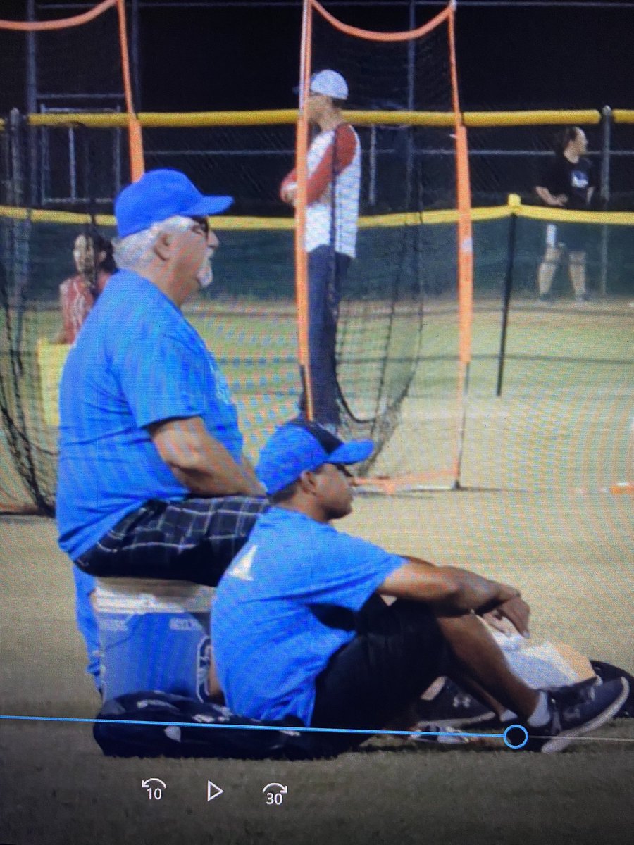 chandler_sball's tweet photo. Our Legendary Coach with our former head coach that set the program in the right direction for our new head coach.  It was awesome to learn from and coach with these great coaches! #NationalCoachesDay #Croswhite #SlaytonJacobo https://t.co/LSYC2hLodY