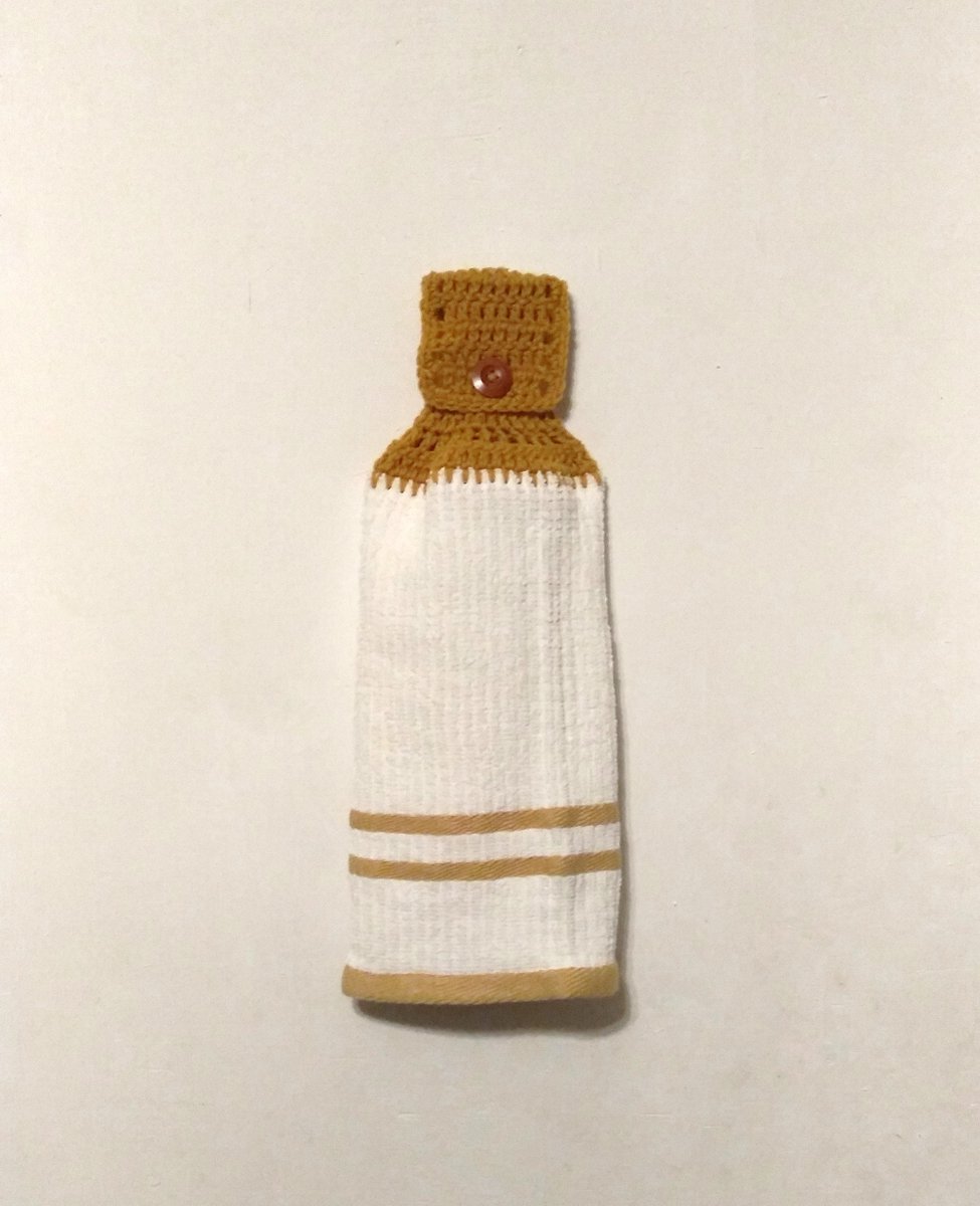 debscrochet's tweet photo. Excited to share the latest addition to my #etsy shop: Crochet Top Hanging Kitchen Towel White with Gold Top and Stripes https://t.co/CIBK6QNMBS #dishtowel #dishcloth #hangingtowel #buttontop #kitchentowel #buttonknittop #doublethicktowel #crochetedtop #knittoptowel https://t.co/uz28mD5uLX