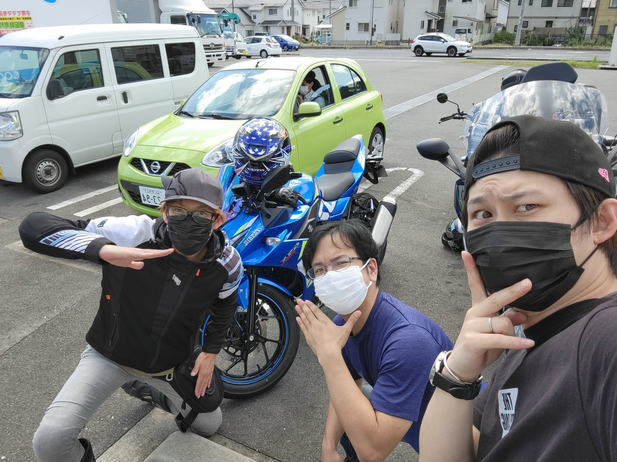 kairi0510kairi's tweet photo. オレヨメちゃんねるさんなう!!
さぁ!!いくねん!!
#いくねんtv #行くねんTV #motorcycle #motovlogger #バイクのある風景 #バイク好きな人と繋がりたい #バイク好き #モトブログ
#youtube #youtuber #Ducati #BMW #diabel #k1600gtl #オレヨメちゃんねる https://t.co/WYSozhvu4d
