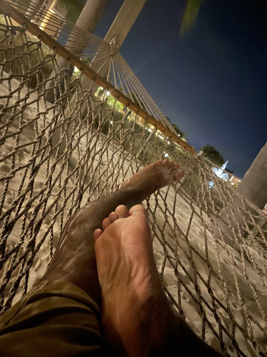 Masterchris33's tweet photo. Be a good boy and send.
@RtFindom15 @RTAlphaPromo @FOOTMASTERSRT @MASTER_UPDATES @RT4Masters 
#cashmaster #findom #footdom
#footworship #malefeet #cashpig https://t.co/F9vKR4QEbh