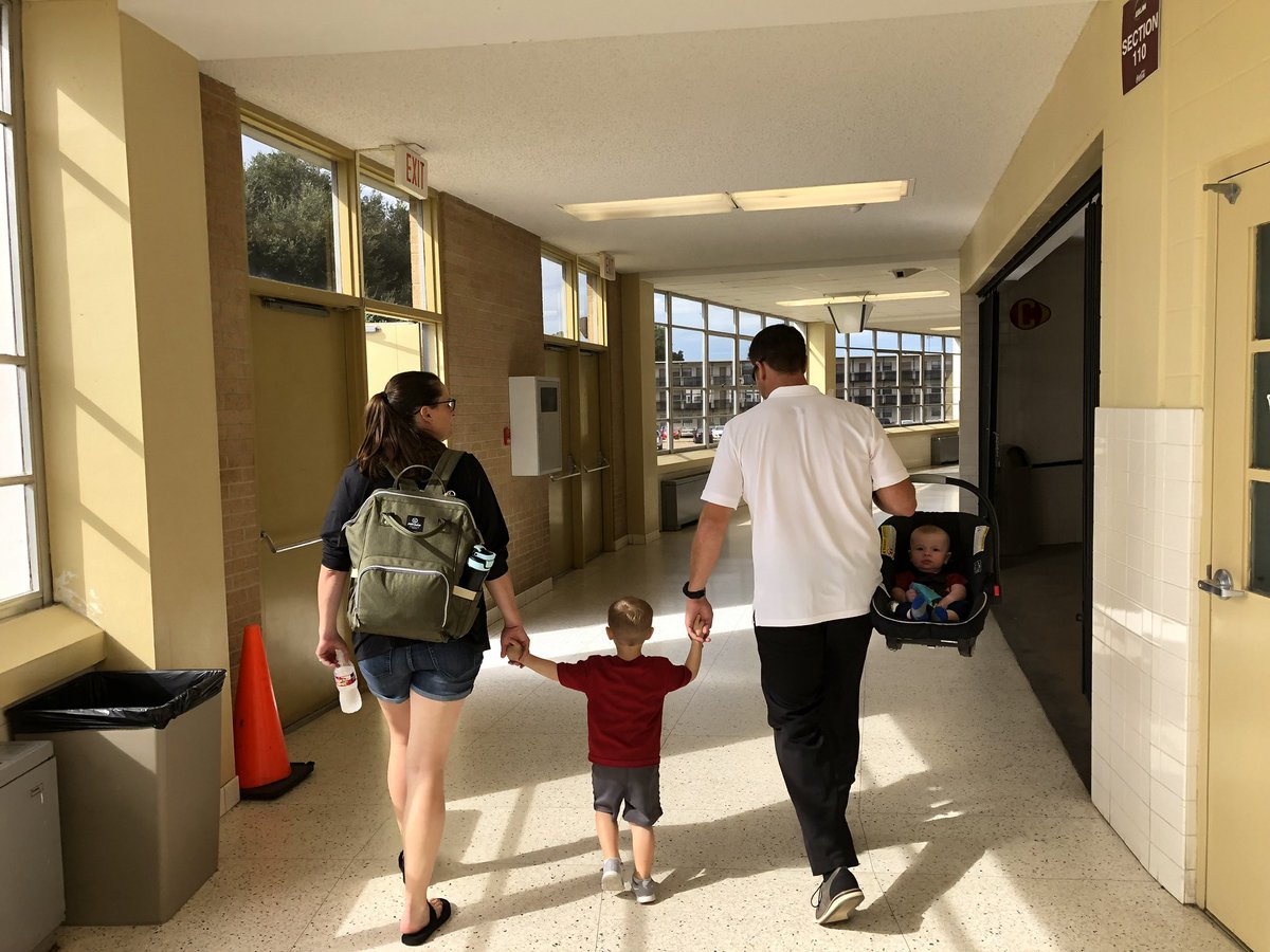 CoachCharlieO's tweet photo. Thankful to call this profession my “job”. It’s challenging, but so giving. It’s tireless, but so impactful. It’s stressful, but so well worth it. Thank you to my players who continue to challenge me. No better “job” in the world. 🏐#NationalCoachesDay https://t.co/enwDUbCyrh