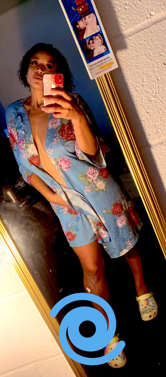 The Real 〽️’onroe’s pics and videos