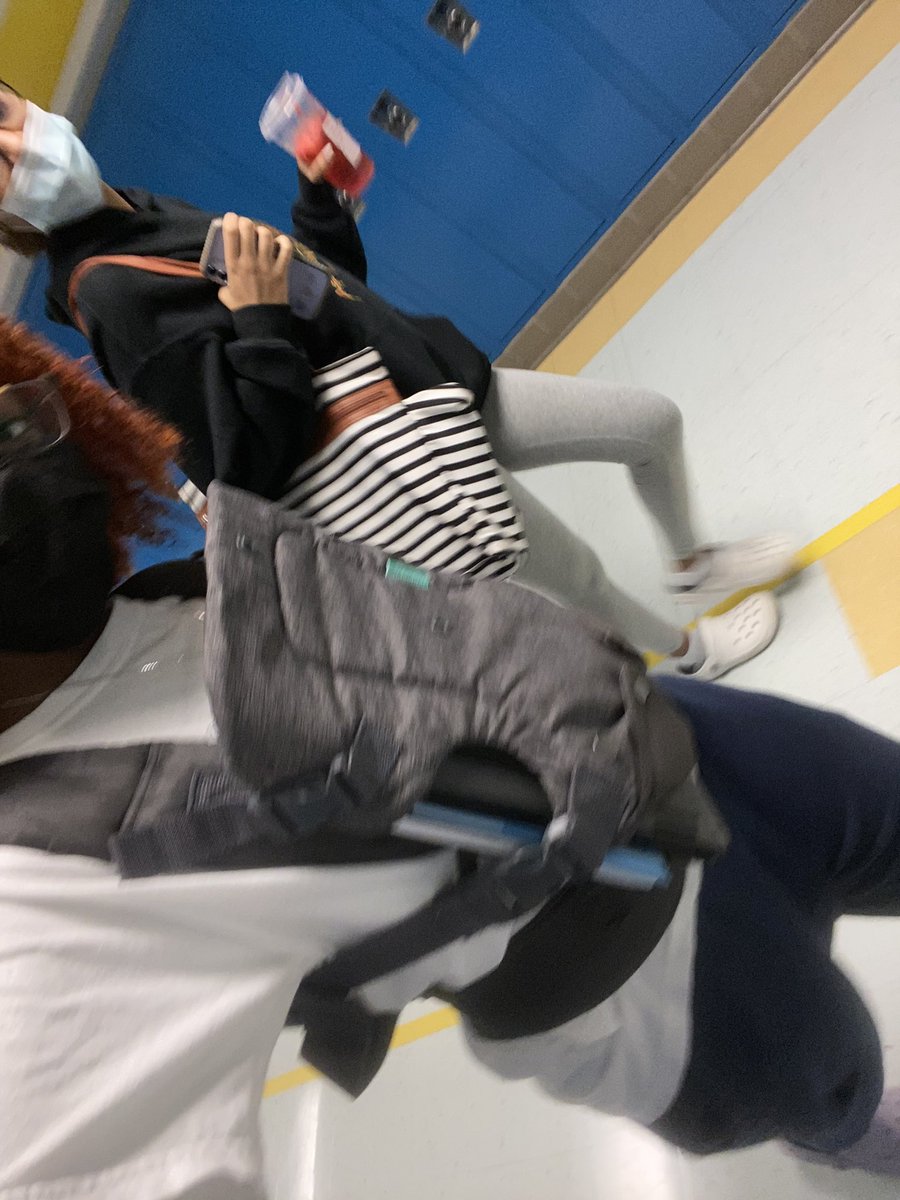BDanayit's tweet photo. #lancerspirit22 https://t.co/Rswlyfam7A