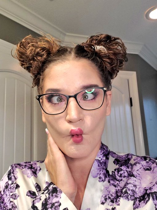 Tonight I'm happy to announce that I have officially reenacted one of my favorite past sex stories I've<a href="/tag/clips4sale"class="tags"><span>#clips4sale</span></a><a href="/tag/manyvids"class="tags"><span>#manyvids</span></a><a href="/tag/c4s"class="tags"><span>#c4s</span></a><a href="/tag/onlyfans"class="tags"><span>#onlyfans</span></a>
