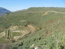 epirusgr's tweet photo. 1927 "The Italian archaeological mission in Albania has just unearthed, in the vicinity of the ancient citadel of #Feniki #Finiq (Saranda) a wall four times longer than that of the Acropolis of Athens. We found there a small temple that dates from 400 years before
Jesus Christ" https://t.co/PbdfqyWHCh