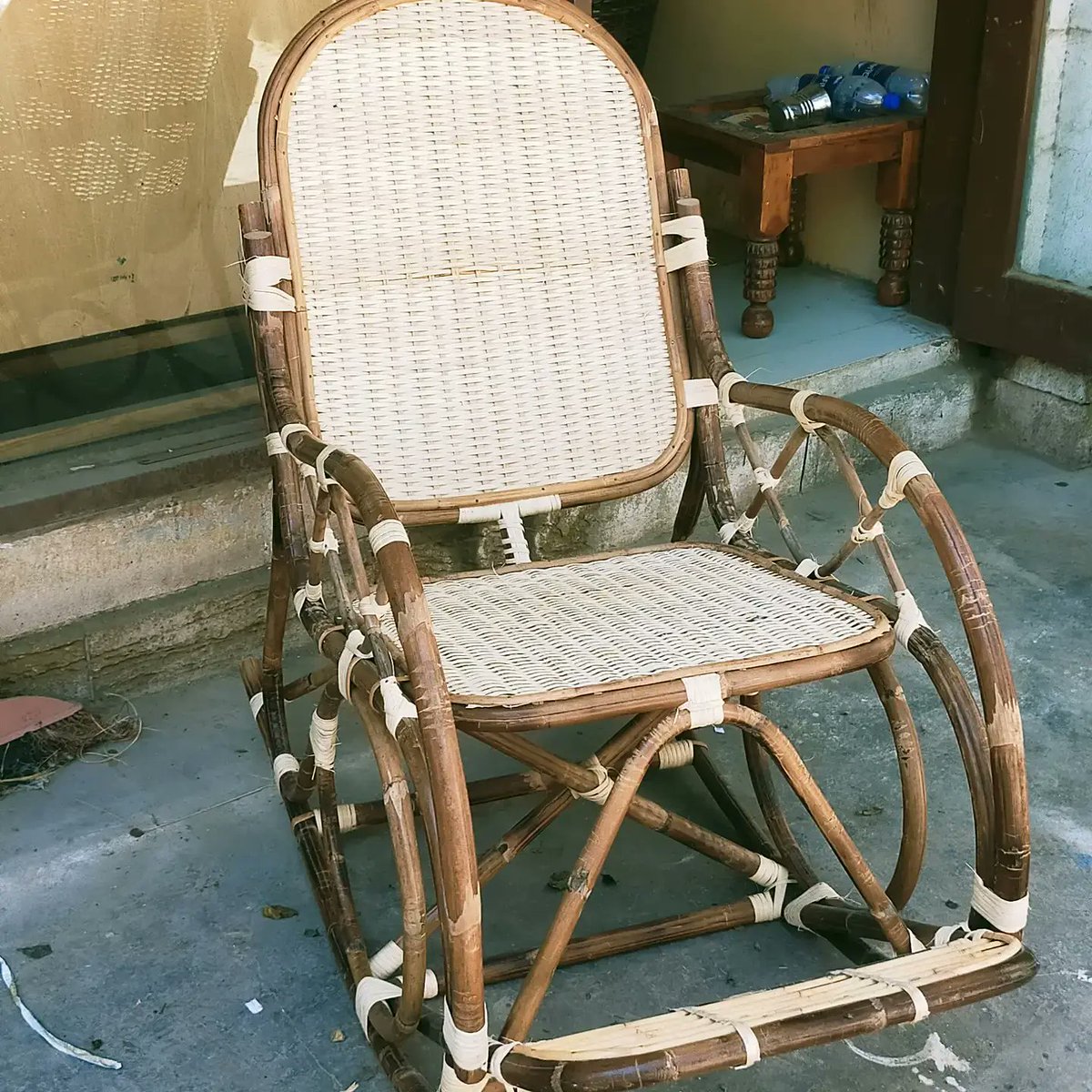 Cane Rocking Chair
#interior #interiordesign #decor #decoracion #decore
#architecturaldesign #interiors #interiordreams #interiorstyling #homedesign #walldecor  #decoreline #indoorgarden #kitchendecor #kitchendesign #furniture #livingroom