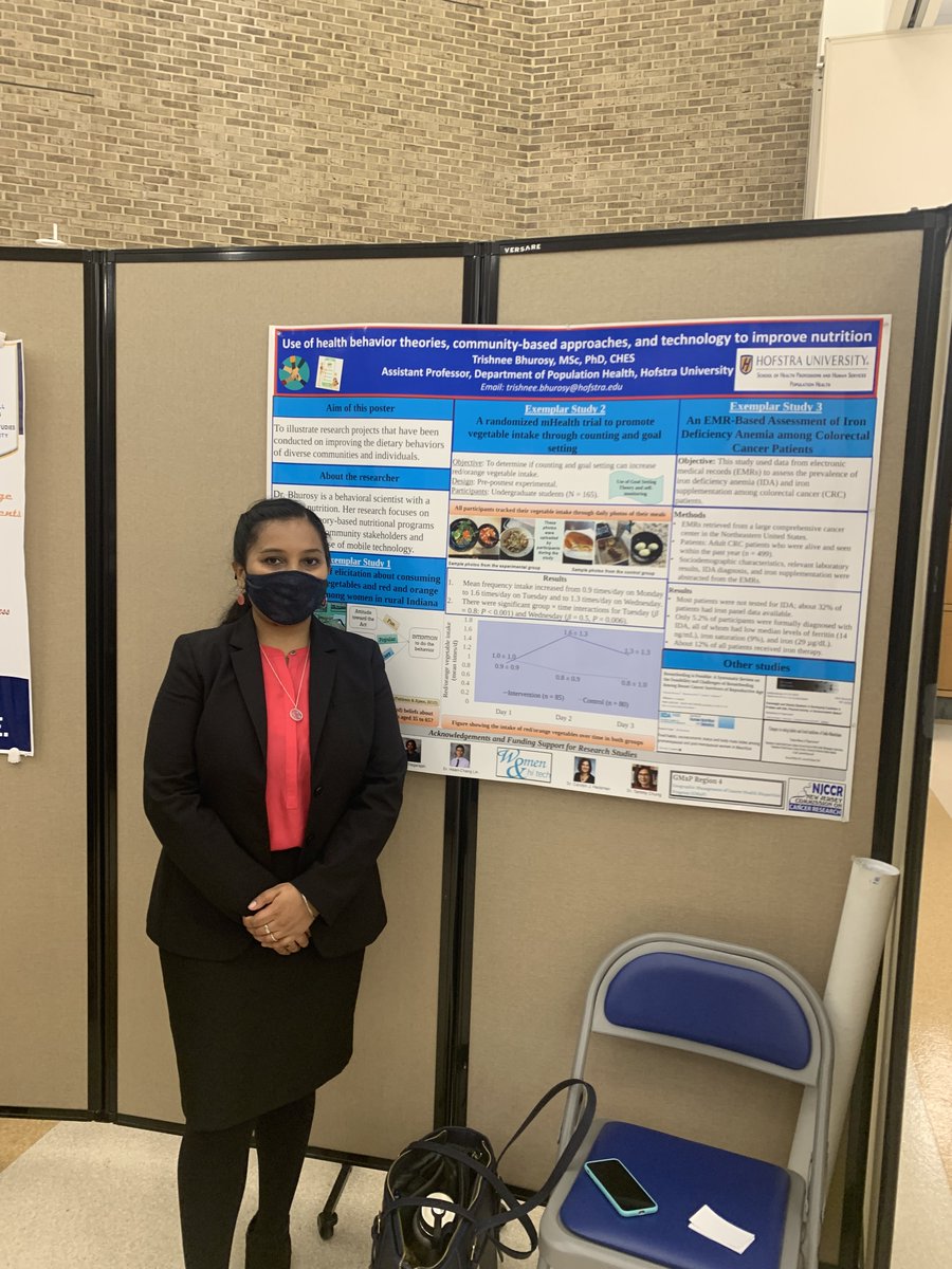 UnderDogPhD's tweet photo. So exciting to be part of the @HofstraU Faculty Research Day. Got to see the amazing research that faculty are doing on campus. https://t.co/BukTYjSWXF