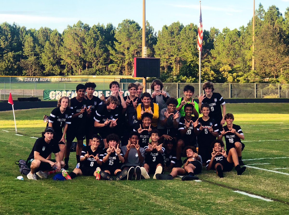 greenhopeatc's tweet photo. Two, count ‘em two! Wins tonight for both Green Hope JV men’s soccer and Varsity against Apex Friendship. JV Falcons winning with seconds to spare and varsity holding off the patriots 2 goals to 1. I love my job! ⚽️💚 #SidelineLife #HeretoProtect #SportsMedSportsFan https://t.co/sOUrQjrjDW