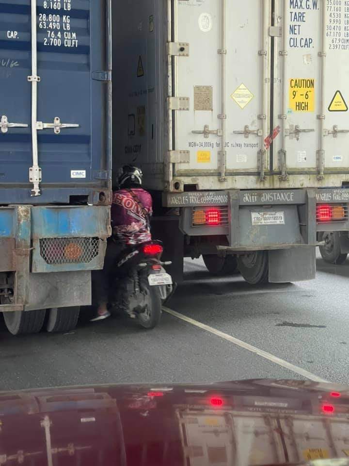 Salah satu cara mendekatkan diri dengan tuhan.