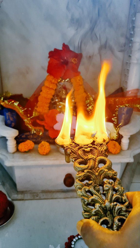 dharitri's tweet photo. Neither I know mantra nor thanthra nor your praise,
Neither I know how to call you, nor meditate nor praise you,
Neither I know mudras nor how to cry to you.... (words from Devi Strotam) 
At HER Lotus feet. Wishing all an auspicious #navratri2021
#UniversalMother  #Divinegrace https://t.co/nGAFCTluWD