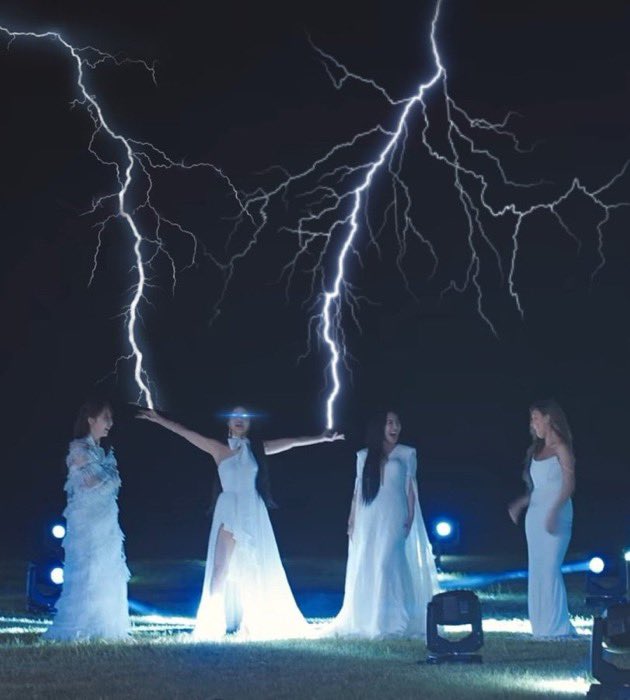 MAMAMOO MILLION SELLERS !!!!!!