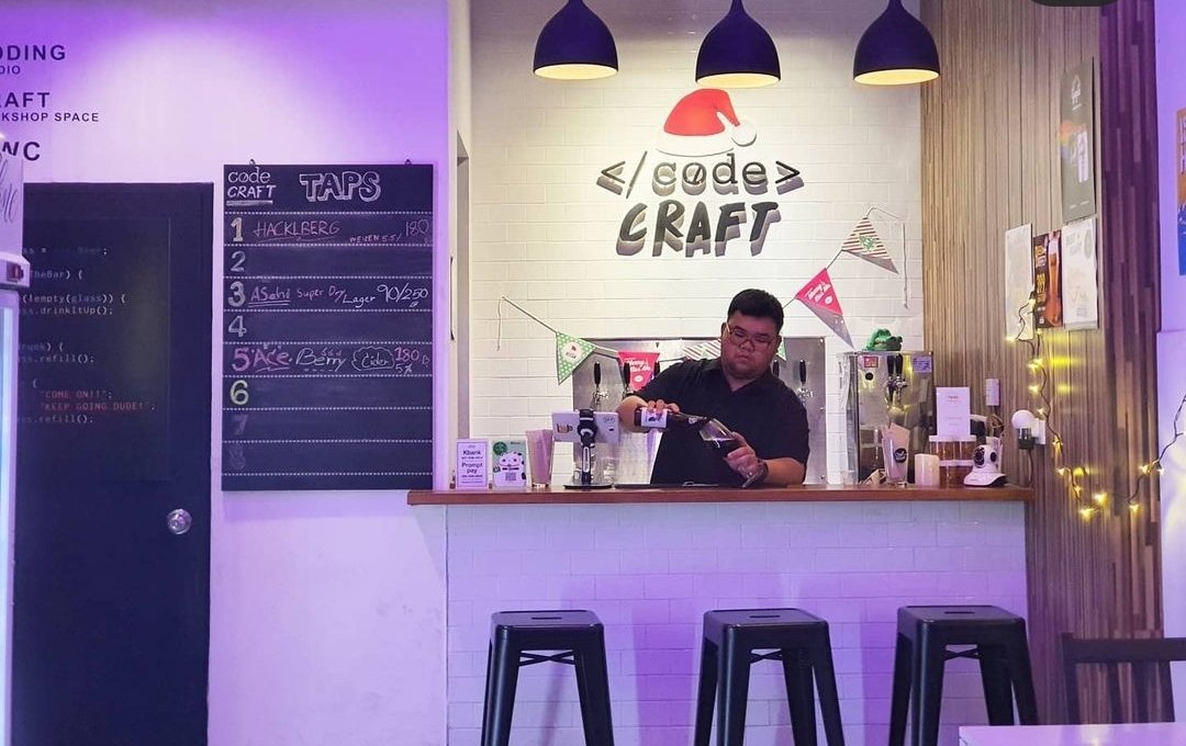 codecraftbkk's tweet photo. Asking
"What is your favorite style ?"
Grabbing the cold bottle
Then, pouring for you 🍺👌❤️
Keep Local Bar Alive by Supporting us! 🍻🤝
https://t.co/L4dlXOTpFg
#PourMeBeerCollection #NFTThailand #codecraftbkk https://t.co/iIH2luVodd