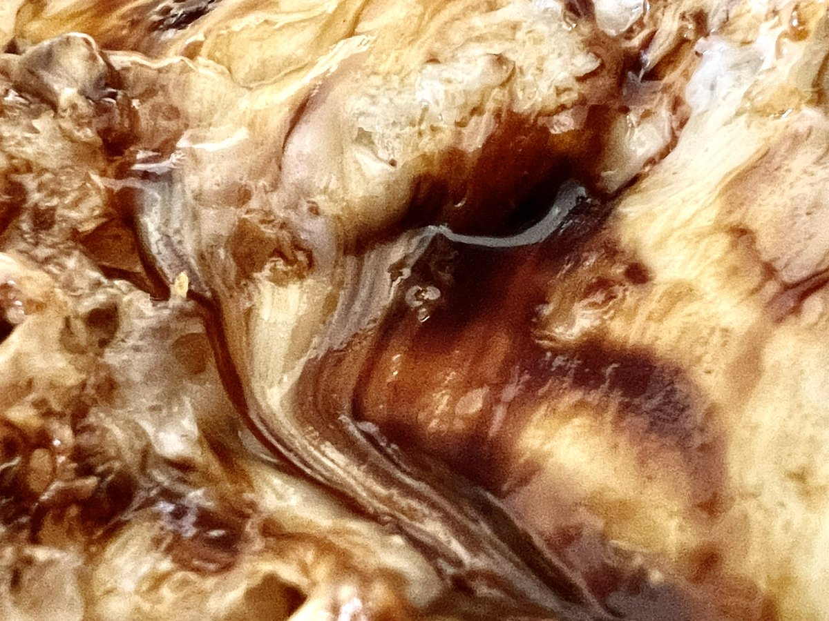 jimmygunawanapp's tweet photo. #NeuralMacro #Macro #Halide Vegemite and Lurpak on Turkish Bread. #iphone13pro Free use macro photos for your wallpaper. https://t.co/pvvj4kLzNR