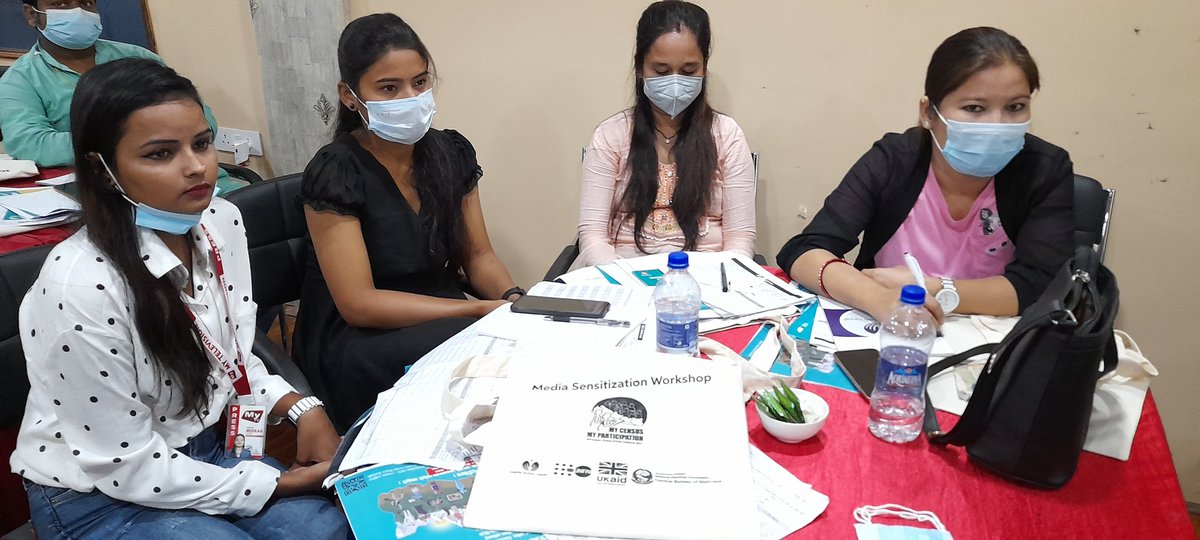 MediaActionNpl's tweet photo. Third in row : on Oct 6, in collaboration with #CBS & with support from @UKinNepal & @UNFPANepal, @MediaActionNpl organized a day long workshop on #decennialpopulationcount #censusreporting for 25 journos of #Province2 in #Janakpurdham @cenus @NEPALNPC https://t.co/R3xpwaS45T