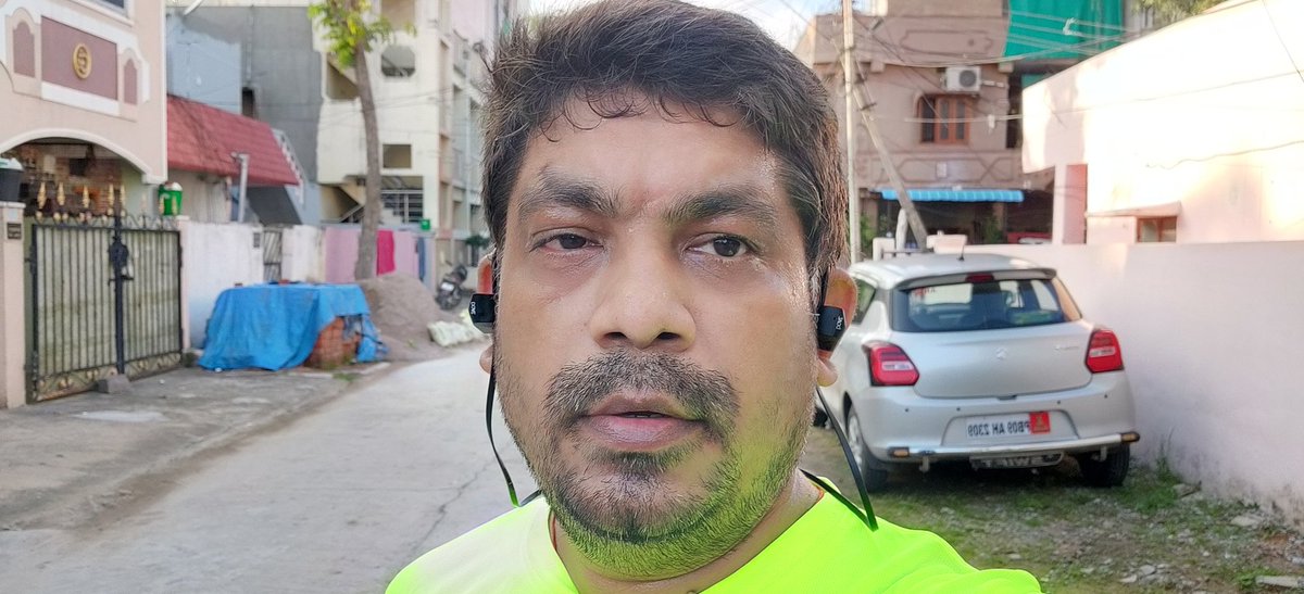 trs_sandy's tweet photo. #running #nike #hyderabadrunnersclub
#stayfit #miband4
#weekdaysrun https://t.co/Nsv2Erjroh