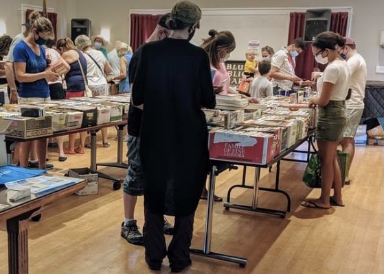 What treasures will you find at the pop-up book sale at the Oak Bluffs Public Library? All proceeds support library programs so everyone wins. Hope to see you there Saturday, October 9 from 10am-2pm!