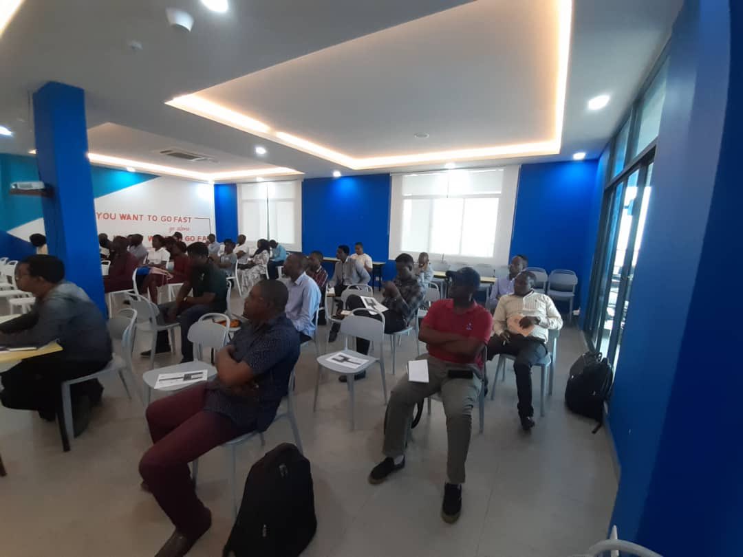 TanzaniaSA's tweet photo. #tbt last week TSA in collaboration with @ITCnews through #FastTrackTech program offered trainings to 35 startups on best way they can scale their ventures beyond Tanzanian market. the training was facilitated by @__KG06 https://t.co/gkuFeqmGTR