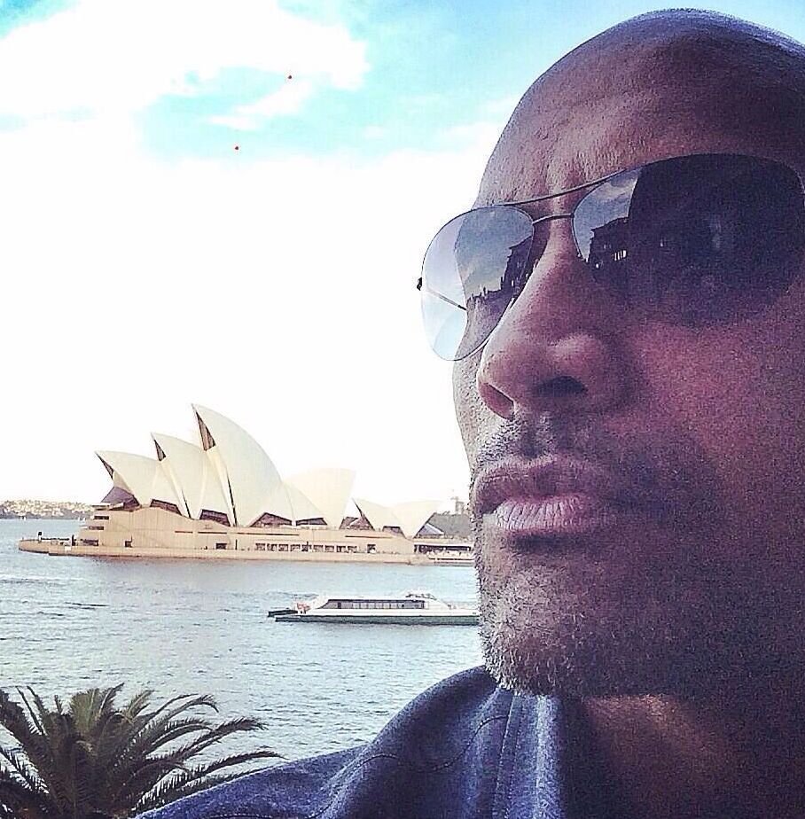 TRSTreyJordan's tweet photo. Yo! The REAL Show ain't laxin wit tha'Reaper jus yet! Nah yo, been travelin tha'world... Explorin ancieit sacred sites, an some modern marvels! Been good times. https://t.co/pujin96XWR