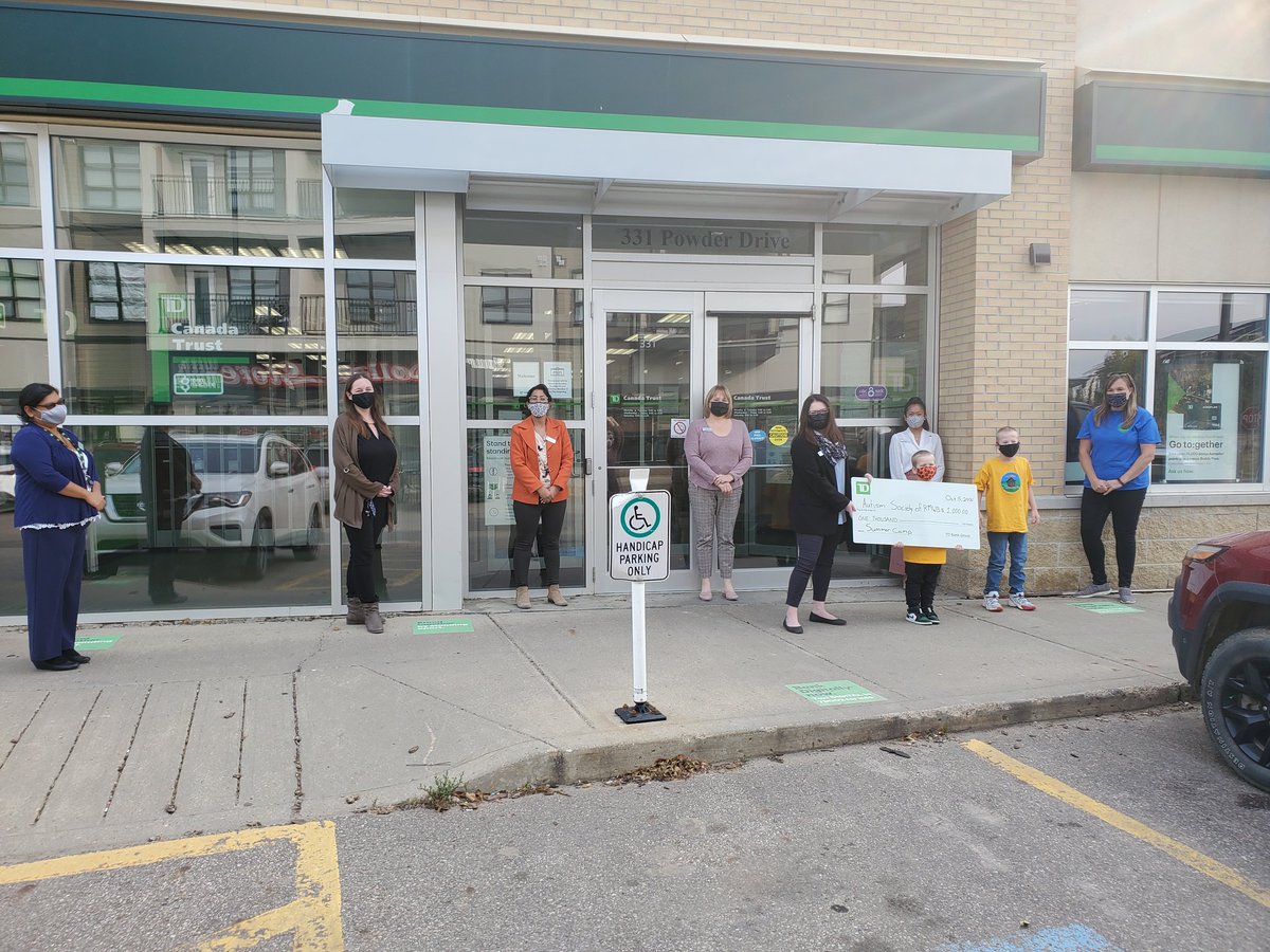 TD Timberlea is proud to support Camp "Kids First" through  <a href="/AutismRmwb/">Autism Society of the RMWB</a>. A special thank you to campers Everett and Murphy for stopping by! @KuscheNada <a href="/ToddLinnen_TD/">Todd Linnen</a> <a href="/KariScarlett/">Kari Scarlett</a> #tdplay #tdinthecommunity