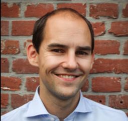 Nieuwsbrief Nefrovisie: Mathijs van Oevelen over DIALOGICA - Wetenschappelijke publicaties met Renine-data - Cijfers over vaccinaties in Renine + webinar derde vaccinatie - Nefrovisie op de Nefrologiedagen - mailchi.mp/e102b7dbce44/n…