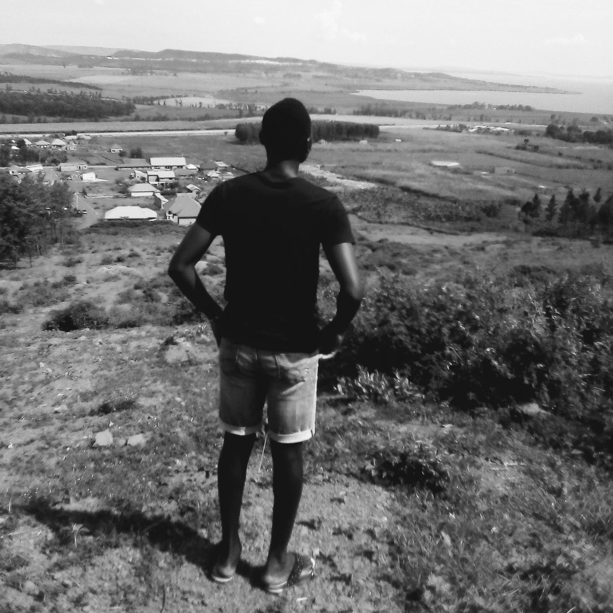 OdoDeniscosti's tweet photo. #NewProfilePic https://t.co/T02ytPXDp1