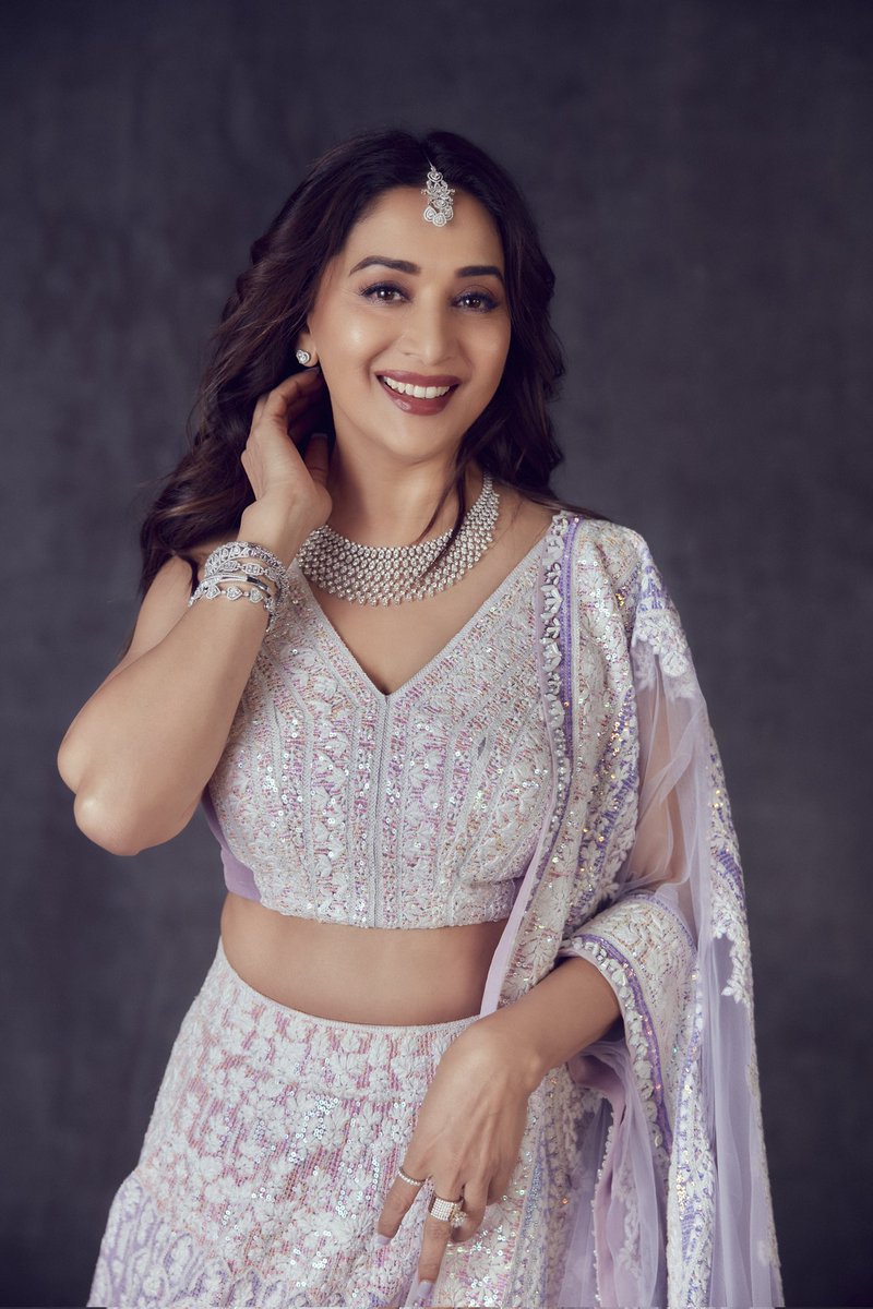 MadhuriDixit's tweet photo. Good times, Finale vibes 🤩 https://t.co/VX5aCXU30b