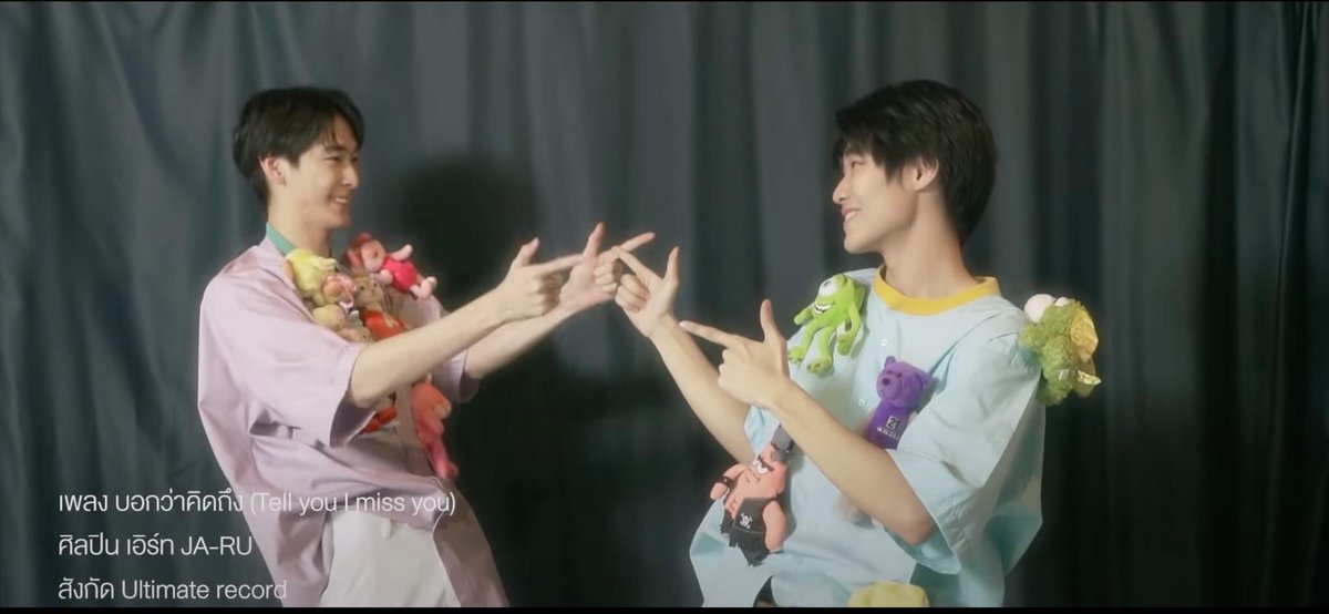 wew5599's tweet photo. * Willvy Y Why ?? Reaction *
* Reaction (Tell you I miss you) MV บอกว่าคิดถึง - เอิร์ท JA-RU
ดูคลิปที่ link นี้เลยจ้า
https://t.co/OLWK3XfzsJ
#Reaction
#theyearbook
#หนังสือรุ่น
#theyearbooktheseries
#Ultimatetroop
#Ultimaterecord
#บอกว่าคิดถึง
#ภพนัท
#linetv
#willvyywhy https://t.co/5hOPYHBP42