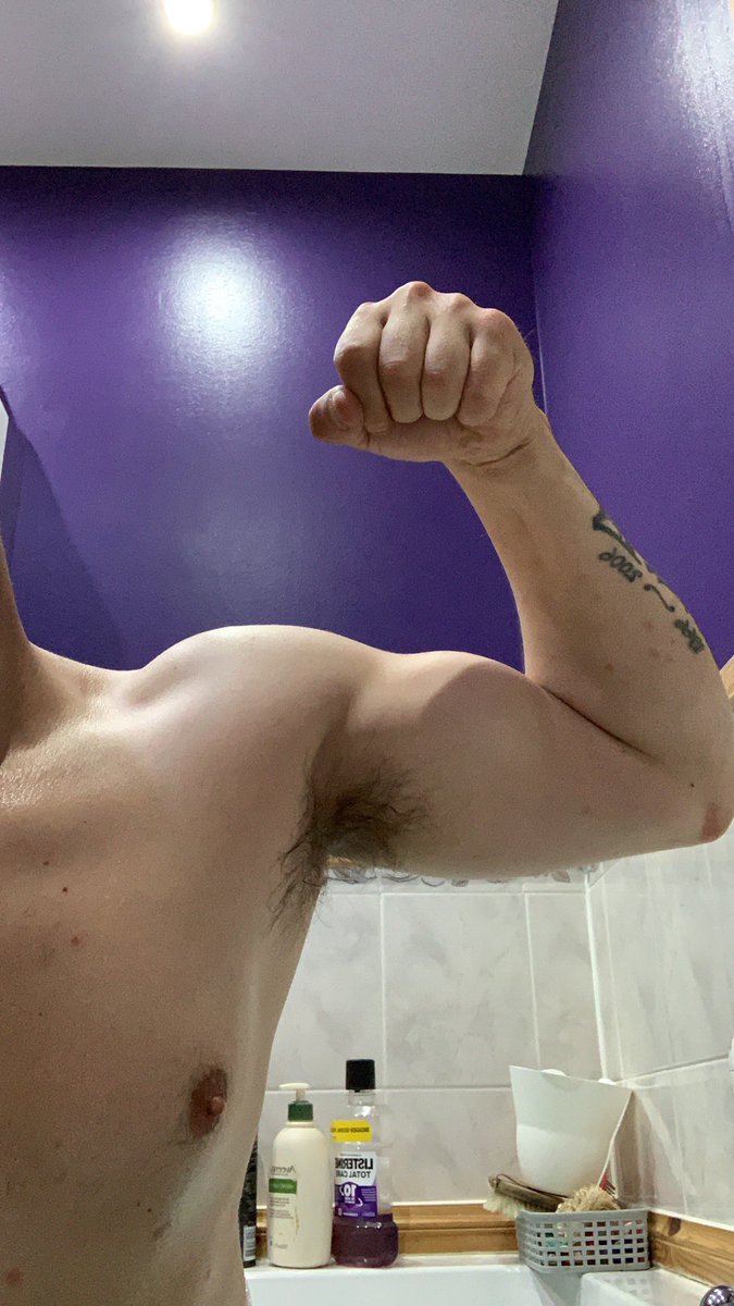 niall_patrick's tweet photo. My dms are open!
#debt #cashfag #cashmaster #alpha #humanatm #walletdrain #cashpig #paypig #armpits #chav #scally #tribute #atm https://t.co/DAPwMqEU0r