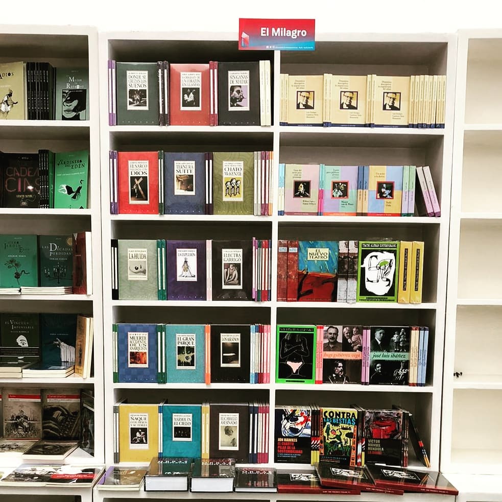 Los libros de la 72 editoriales que conformamos la IX Feria del Libro Independiente <a href="/fli_mx/">Feria del Libro Independiente</a>, continuarán disponibles durante todo el mes de octubre en la Librería Rosario Castellanos del <a href="/FCEMexico/">Fondo de Cultura Económica</a>, y de forma virtual en el sitio de la Feria:
feriadellibroindependiente.mx/editorial/?fID…